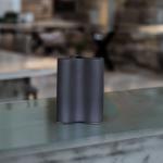 فازة سيراميك رصاصي متموجة وودي