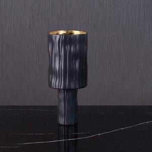 مزهرية من السيراميك وودي