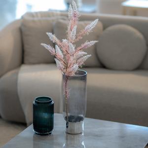 فازة كبيرة بقاعدة معدنية وودي