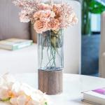 فازة بقاعدة خشبية وودي