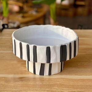 حامل ضيافة مخطط كبير وودي