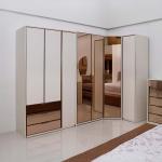 أكورسا دولاب ملابس كريمي 7 أبواب وودي