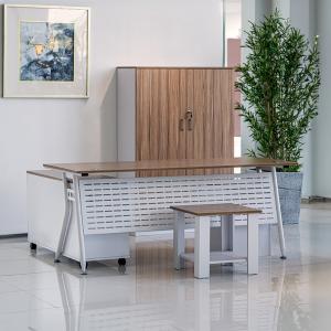 مجموعة ليو 4 قطع وودي