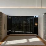 أروبا دولاب زاوية 1 باب مساحة تعليق وأرفف تخزين وودي